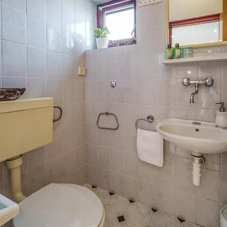 Cvelic Milovcic Appartement Malinska