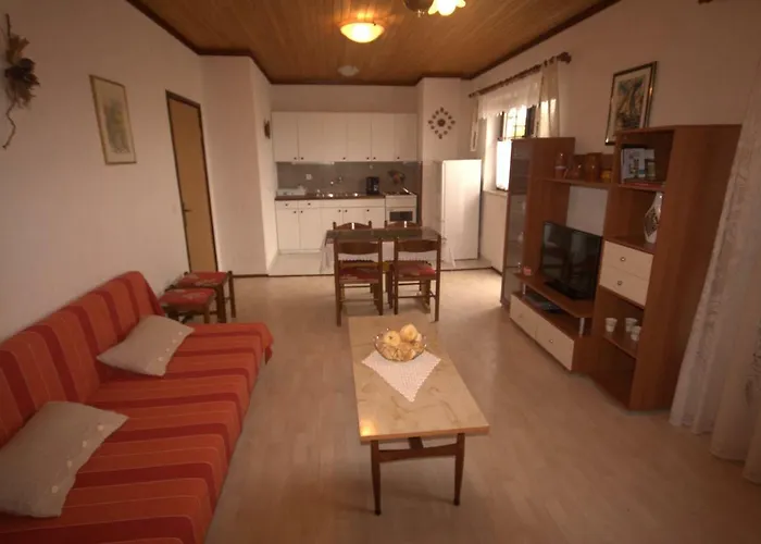 Cvelic Milovcic Apartmán Malinska
